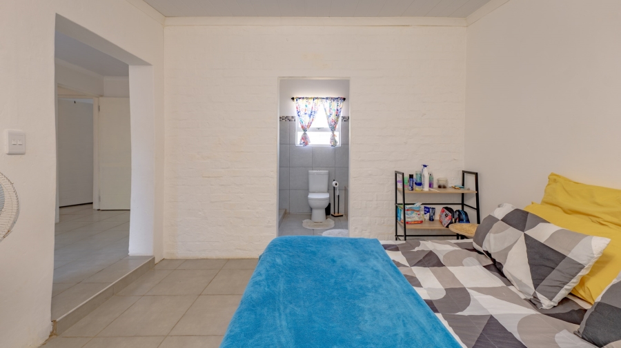 3 Bedroom Property for Sale in Struisbaai Western Cape